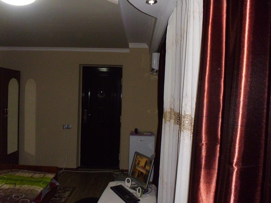 Private House In Batumi Hotel Kamer foto