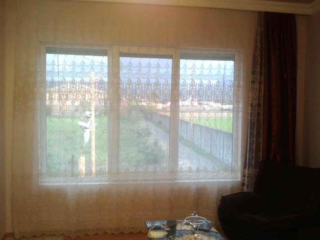 Private House In Batumi Hotel Buitenkant foto
